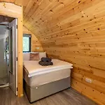 Camping Mount Hillary Pods