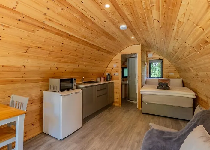 Mount Hillary Pods Cork